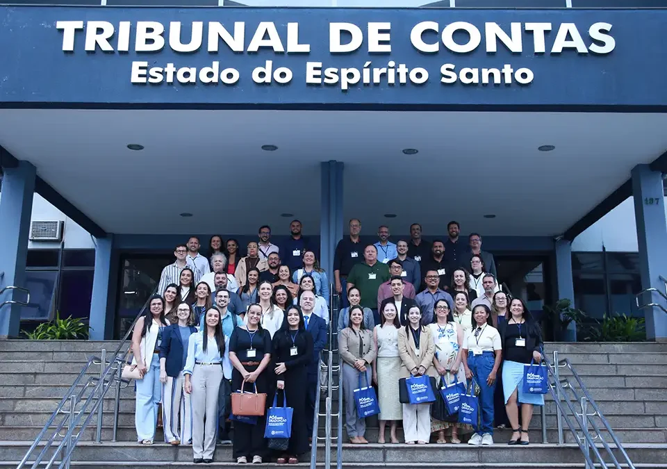 SERVIDORES DE SÃO MATEUS PARTICIPAM DA PRIMEIRA TURMA DE PÓS-GRADUAÇÃO DO TCE-ES